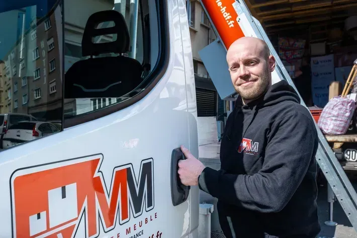 employé de mm